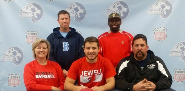Fiddler Signs With William Jewell