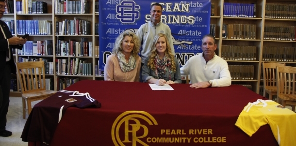 Katelyn Williams signs with PRCC