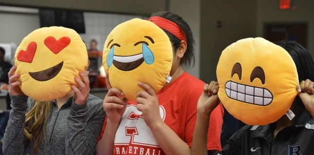 The Emojii sisters