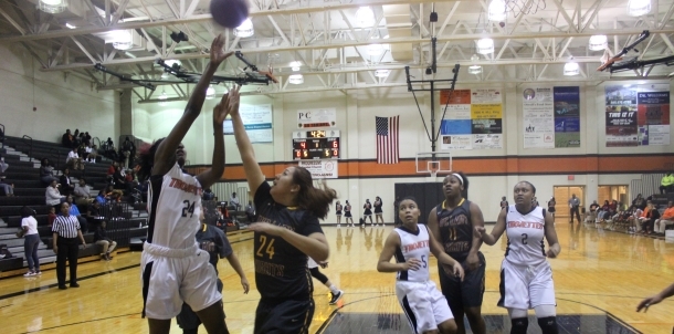 TROJETTES MARCH INTO THE PLAYOFFS!