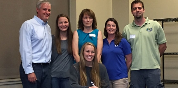 Record-setting Butler signs to continue career at HSU