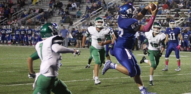 Hornets clinch post-season berth with 30-0 romp over Van Buren