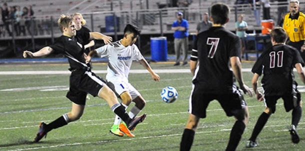 Hornets, Panthers battle to scoreless draw in opener
