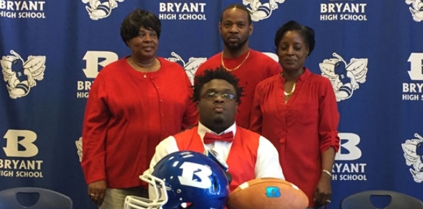 Waits chooses future at Henderson State