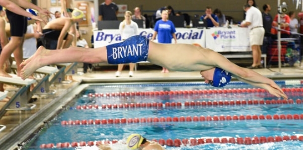 Hornets’ 400 freestyle relay reaches State qualifying time at first meet of 2015