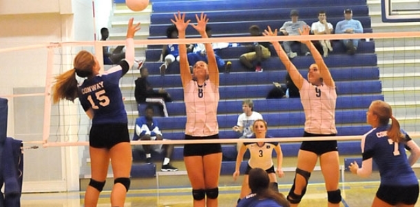 Lady Hornets challenge Conway but fall in four sets