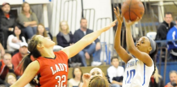 Injuries take starch out of Lady Hornets in benefit game