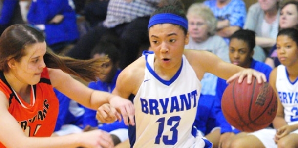 Lady Hornets outlast Rogers Heritage, 57-52