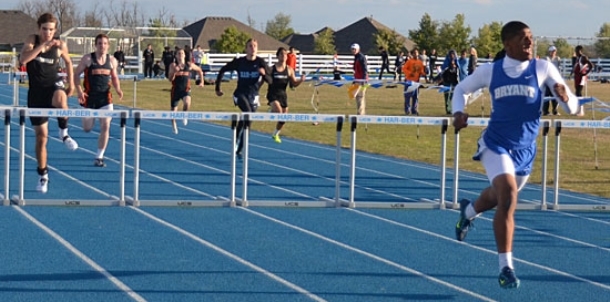 Young’s win in record time highlights rugged day at conference meet for Hornets