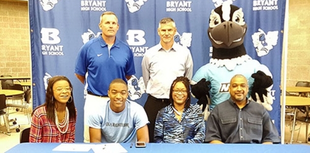 Steen signs, set to impact fledgling National Park College program