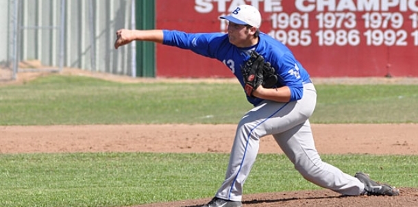 Rash of doubles lifts Hornets to run-rule win over Zebras