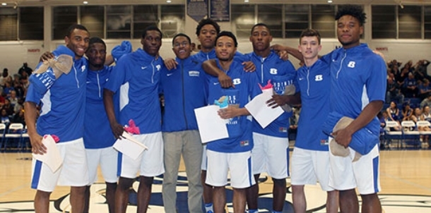 Charging Wildcats hold off Hornets on Senior Night