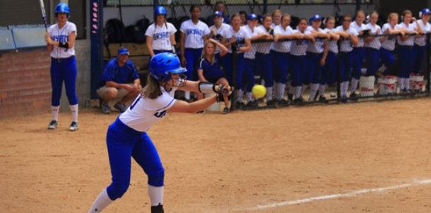 Lady Hornets win, advance to semifinals