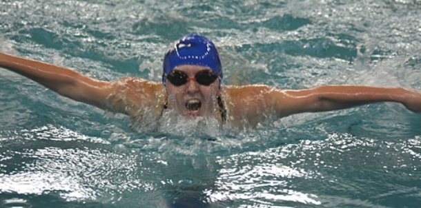 Butler, Kockaya, 200 relay team highlights Lady Hornets’ effort