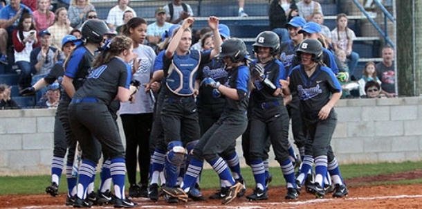 Lady Hornets overwhelm Lady Bears in benefit game