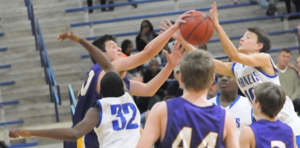 Opening blitz sets Hornets freshmen on the path to victory