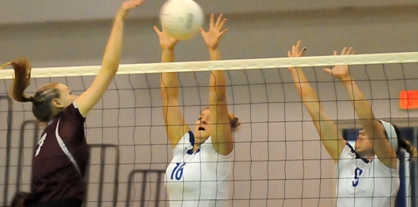 Slight change fails to sidetrack Lady Hornets