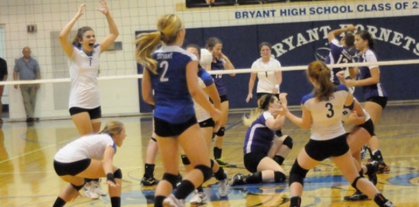 Lady Hornets rally to capture first league win