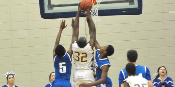 Charging Wildcats hang on to get past Bryant freshmen