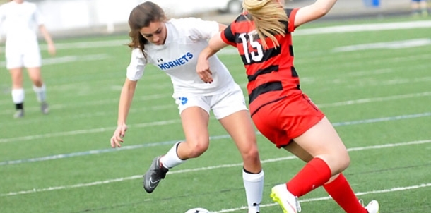 Bryant girls bounce back, bump Cabot