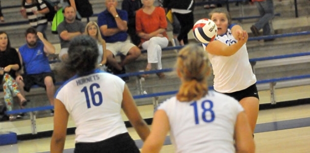 Lady Hornets follow up showcase with jamboree at Benton tonight