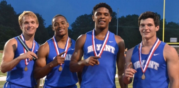Stellar Hornet relay team shatters Meet of Champs record set in 1977
