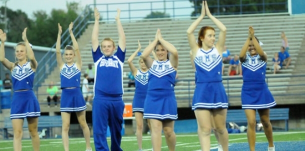 Bryant Middle School eighth grade spirit groups perform