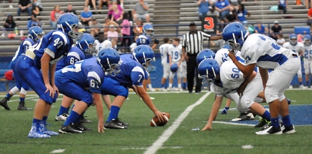 Battling defenses in Blue-White B game