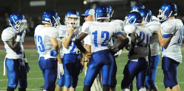 Clutch 90-yard drive spurs Junior Wolves past Bryant freshmen