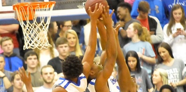 Winning plays down the stretch lift Hornets past Russellville