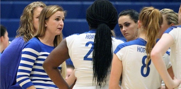 Lady Cats edge Lady Hornets in JV match