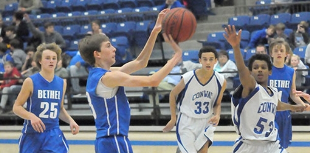 Conway White escapes Bryant Blue in season finale
