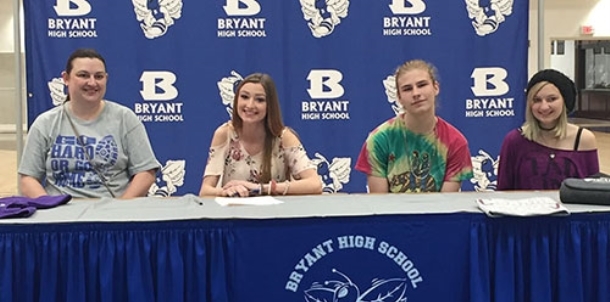 Goins to continue education, plans and running career at Ozarks