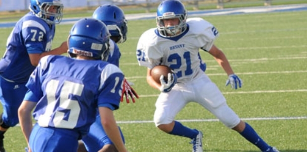 Eighth grade teams tune up for openers with Blue-White scrimmage at Fan Fair