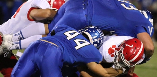 Another 40-plus, another win for Hornets makes for a happy Homecoming