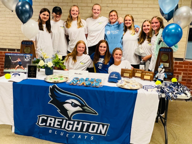 Pippa Roy signs with Creighton University