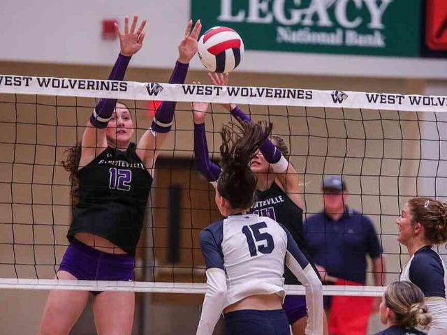 Fayetteville volleyball outlasts Bentonville West on road