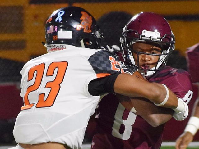 The Blytheville Chickasaws (1-4, 2-6) scored first against Batesville on Oct. 20