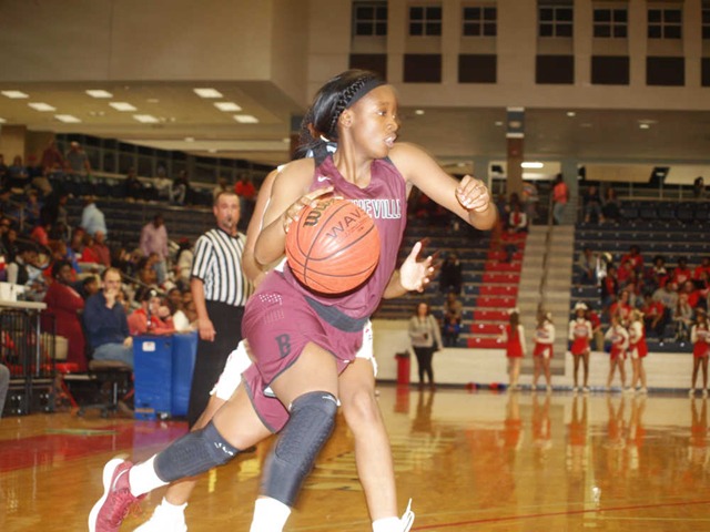 Chicks hold off Marion
