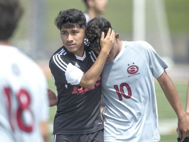 Bulldogs come up just short
