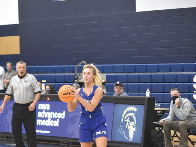 Lady Goblins get past Gravette