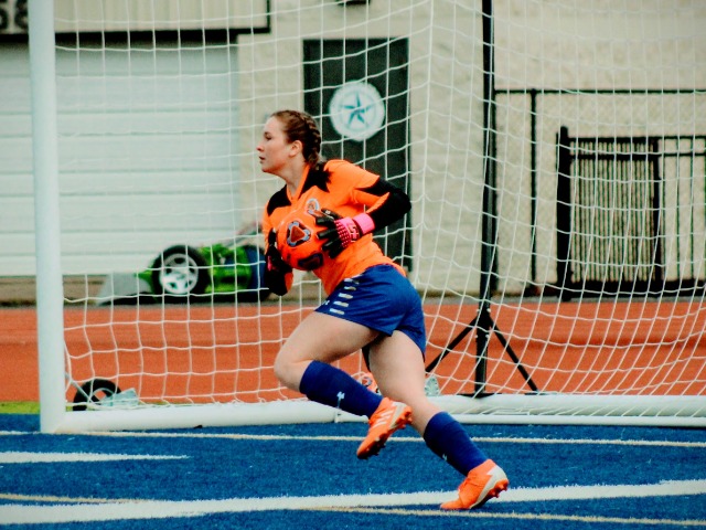 Harrison soccer dominates games on Thursday