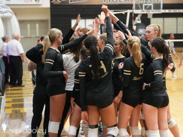 Bentonville volleyball defeats Benton 3-2 in tri-match