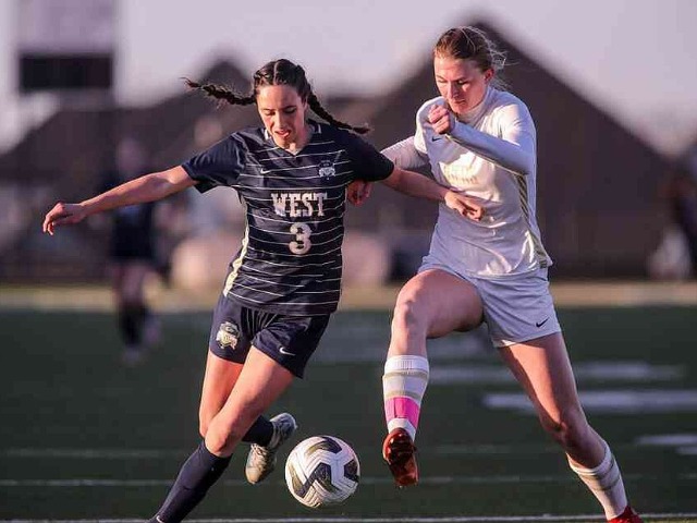 Image for Bentonville girls soccer team holds off Bentonville West rally