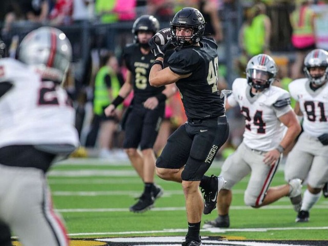 PREP FOOTBALL: Tymeson’s last-second field goal allows Bentonville to advance to state championship game for first time since 2017