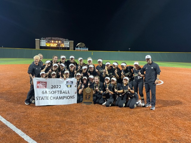Bentonville High rolls to third straight state title