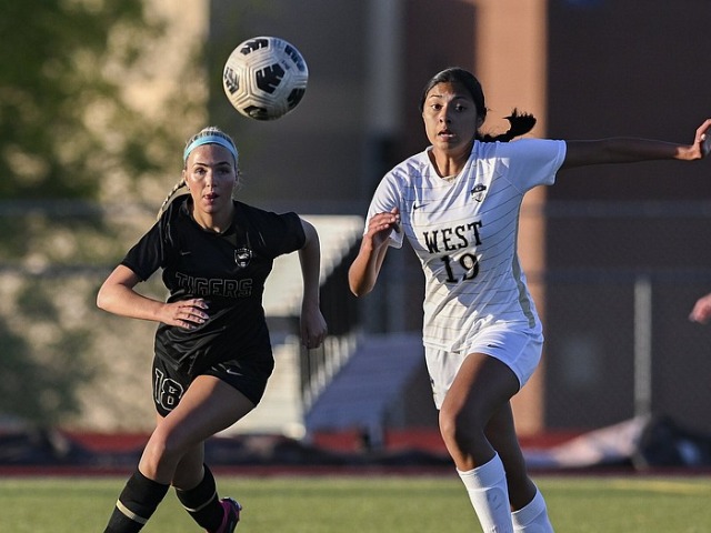Bentonville’s girls rally in final 10 minutes, claim 2-1 victory over Bentonville West