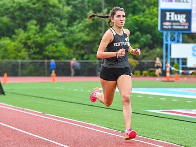 PREP TRACK: Galindo has part in two meet records as Bentonville girls dominate; Bentonville boys claim record en route to title
