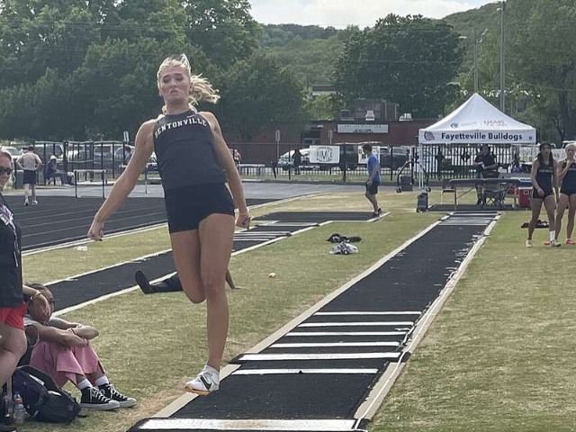 Bentonville’s Langley makes return with winning leap in 6A-West meet