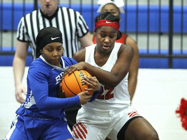 Third-quarter outburst helps Northside advance